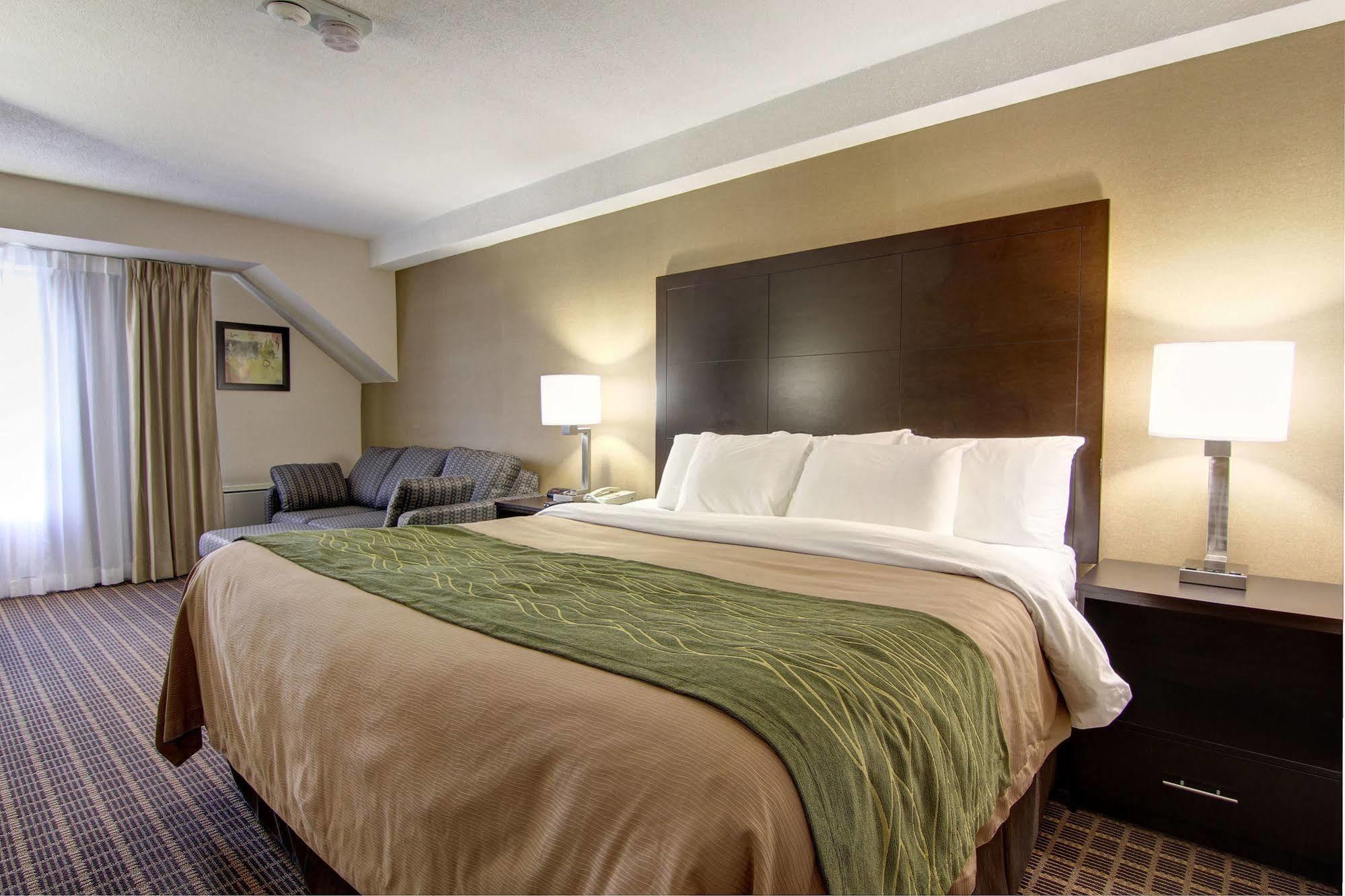 Comfort Inn Windsor Exterior photo